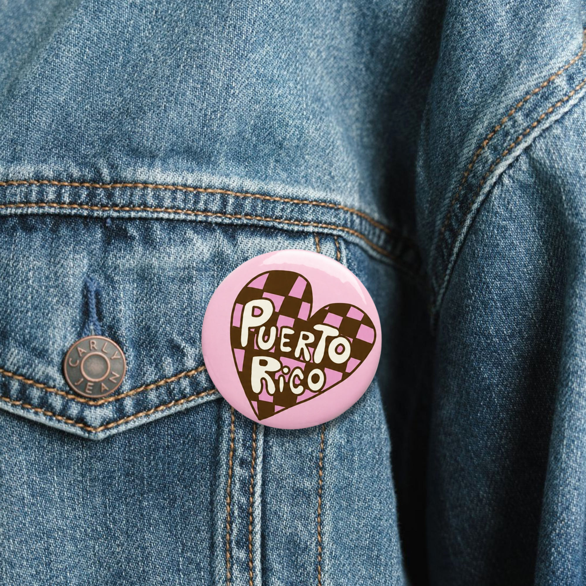 Corazón PR Checkered Pin Button