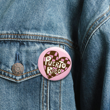Corazón PR Checkered Pin Button